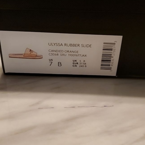 Size 7 Rubber Coach Slides - Picture 4 of 5